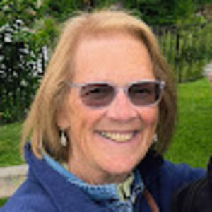 Meet your Posher, Lori